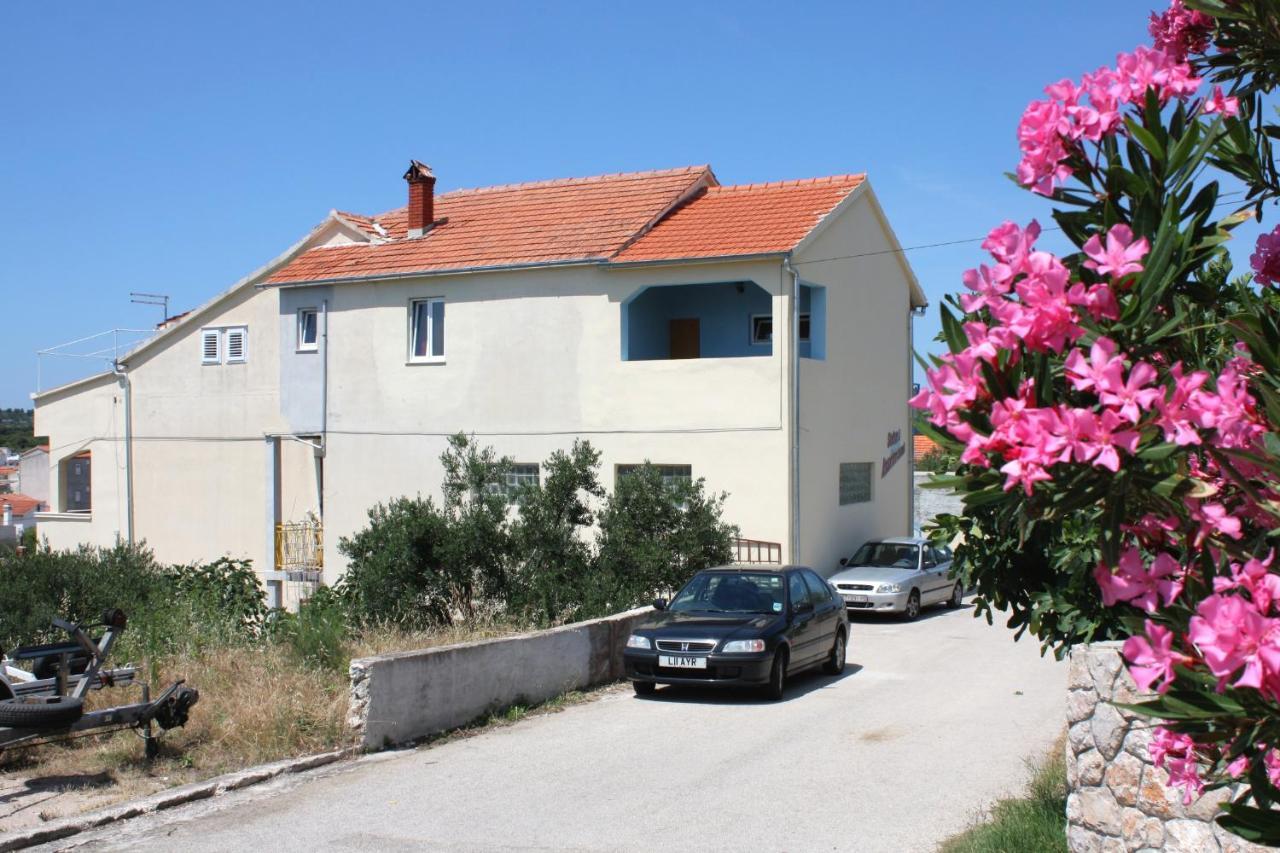 Apartments By The Sea Jezera, Murter - 5063 Екстер'єр фото