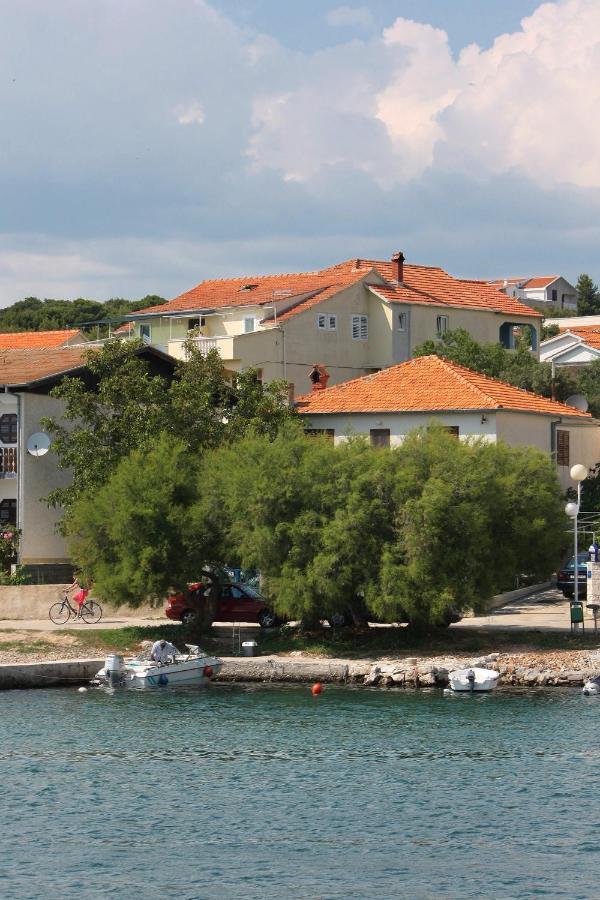Apartments By The Sea Jezera, Murter - 5063 Екстер'єр фото