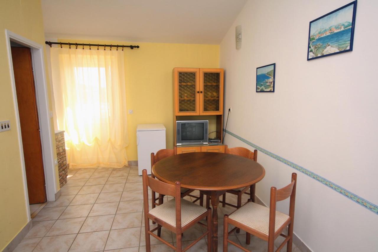 Apartments By The Sea Jezera, Murter - 5063 Екстер'єр фото